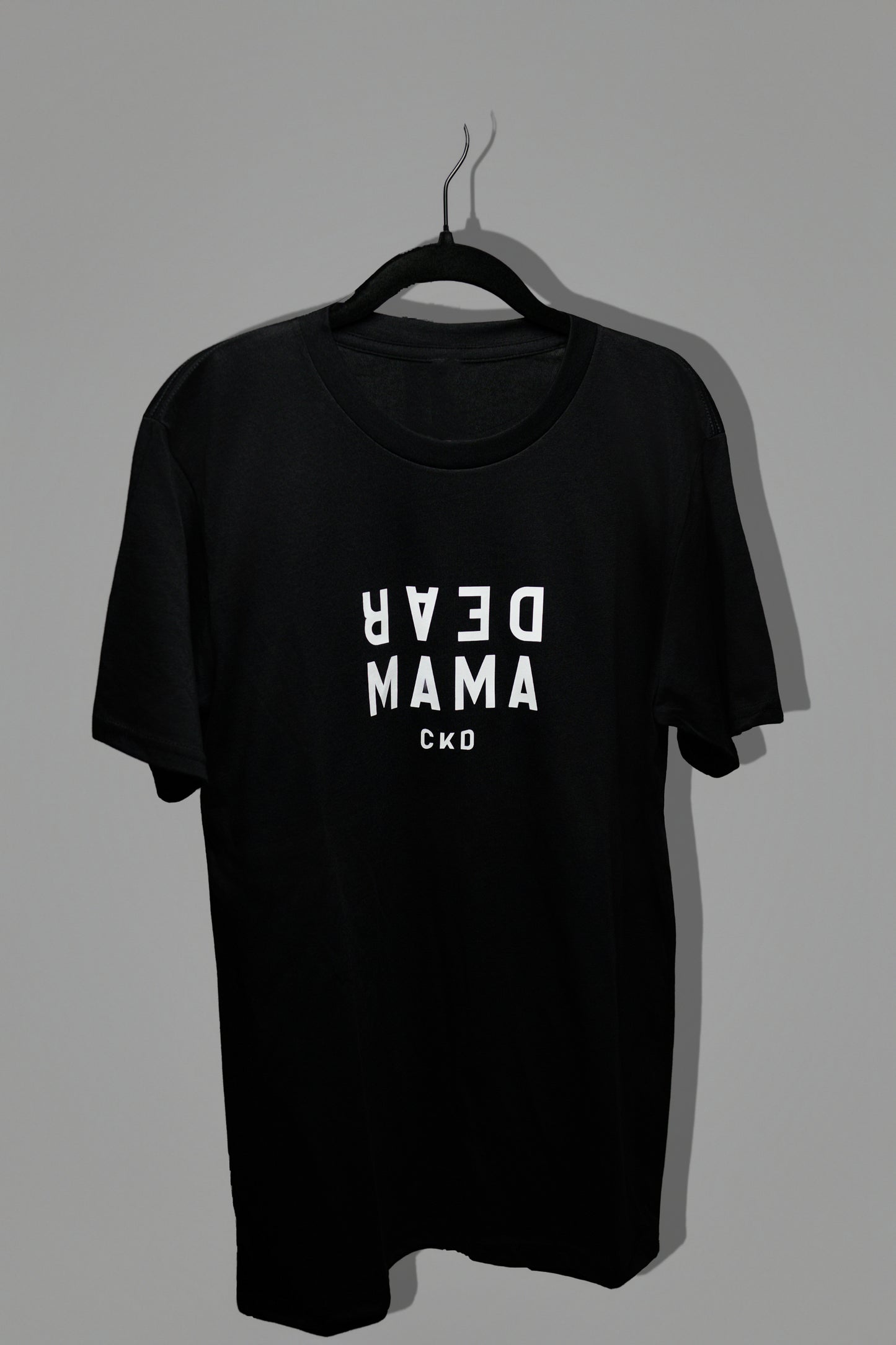 DEAR MAMA Captain King Drip Organic Cotton Tee